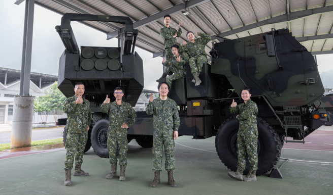 图为赖清德日前前往台中勖勉陆军炮兵第58指挥部，特别录制「国军精神战力专案教育」勖勉影片。（取自影片片段）