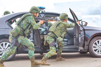 影》聽完賴第四講「國防」  張延廷驚：漢光演習變成配角