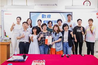 點亮希望的逆流之光　林志潔力挺南華國中鮭魚計畫