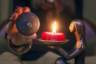 7／5預言倒數！盲眼龍婆點名2025年還會發生5件大事