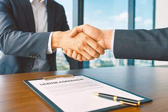 漢康抗癌新藥授權復宏漢霖