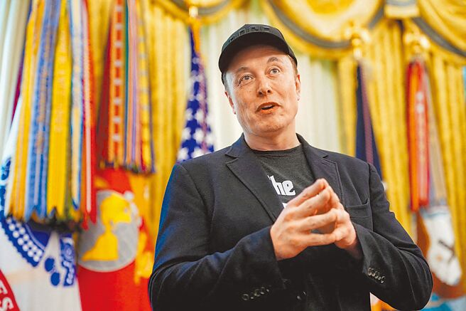 马斯克再度出声，呛声「大而美」法案「疯狂且具破坏性」。（路透）