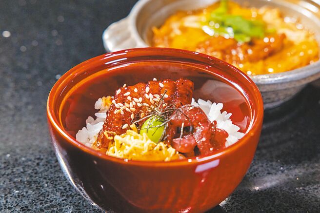 平日晚餐、假日午晚餐供應的「鰻丼」是最具傳統韻味的經典日式鰻魚料理。（饗賓集團提供）
