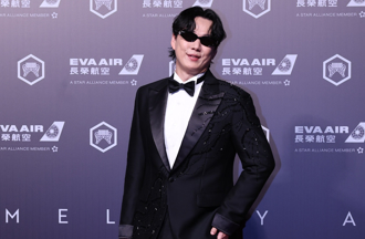 蕭煌奇「沒看提詞機」超狂表演瘋傳！網跪了：永遠的神