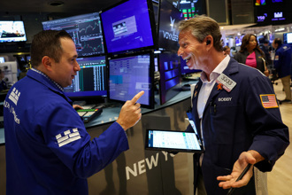 非農就業超強勁！ 道指飆升近400點 標普衝新高