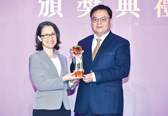 和運租車數位轉型 打造智慧租賃