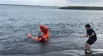 老翁海泳遭野狗咬死！愛心餵食成問題 民代：建議移至山區