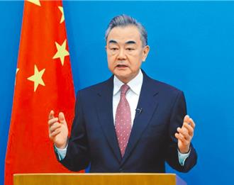 和法國外長巴羅會談 王毅籲：踐行多邊主義  維護自由貿易