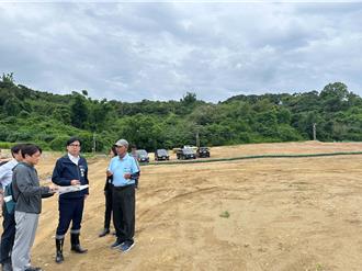 較勁味濃！丹娜絲颱風來襲藍綠立委先後關心和山光電場