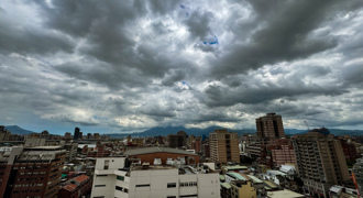 丹娜丝颱风来袭 全台6处公路恐首波管制