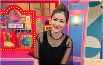 女星痛揭潛規則！18歲被載去汽旅　同場嫩妹脫到剩內衣褲