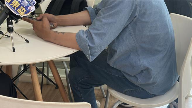 王家姊妹胡姓友人曝光姊妹俩生前对话纪录。（民眾提供／李京升台中传真）