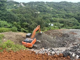 新竹寶山三叉凸段再被倒廢物 面積達8籃球場大