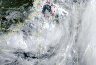 還台北颱風假？ 鄭明典：有環流正在重組
