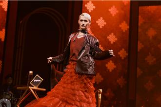 陳大天閃兵形象大傷！ 公開自嘲「被送進北檢」鍾明軒酸他逃猿