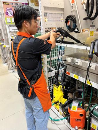 丹娜絲襲擊中南部 特力屋設專區提供社區管家免費到府