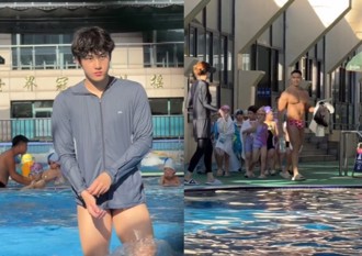 媽媽親送小孩上游泳課　爸爸看到教練「坐不住了」