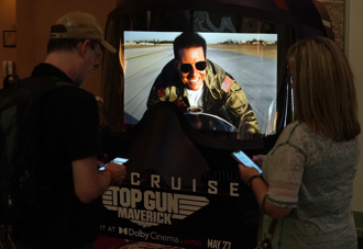 美军为何喜欢戴墨镜？  竟然不是因为耍酷