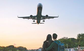 陸擴增M503航線 不尋常