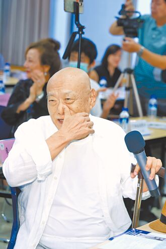 凌峰唱〈母親〉落男兒淚