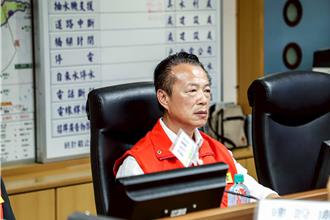 8日正常上班課 嘉義縣縣長翁章梁臉書遭洗版 網友：跟台南學一下