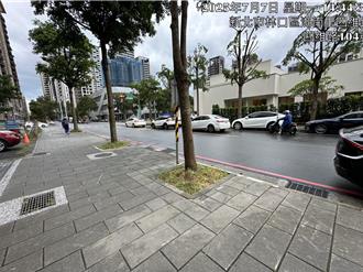 垃圾桶放馬路臭翻！ 新北局處秒稽查「還路於民」 警：最重罰1萬5