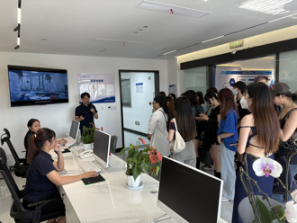 八校設計菁英齊聚武漢　直擊創意產業鏈　力拚第四屆長江杯「金裳獎」大賽