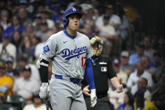 影》大谷吞「離譜好球」三振罕動怒！連總教練都看不下去