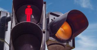 停电红绿灯停摆怎办？交通部曝正解 做错最高罚1800