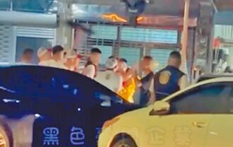 嘉县 私坛遶境爆衝突 现场疑现K菸