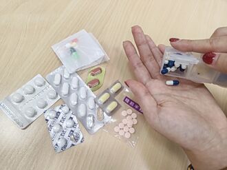 吃藥後站立1分鐘 避免食道潰瘍