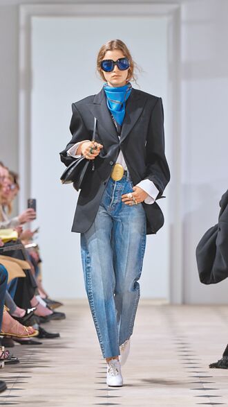 CELINE 2026春季動感來襲