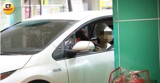 直擊》李芷霖狠甩「偷吃人夫」小三臭名　正牌造型師男友現身