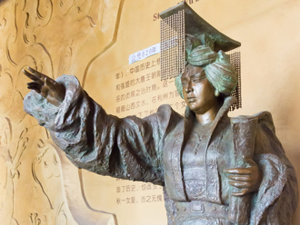 狄仁傑死後兒子發現8字奏摺  揭父與武則天真實關係