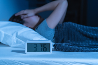 一直都做錯！研究曝：睡前喝牛奶最易做惡夢 