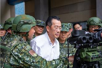 汉光41号演习首日  顾立雄视导陆军206旅召集训练