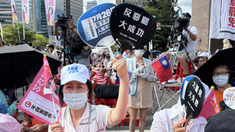 街頭霸凌老榮民太過分 資深媒體人氣炸嗆青鳥：一群米蟲