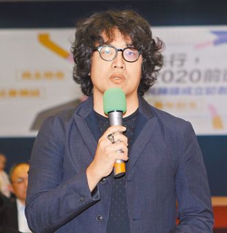 打臉沈伯洋抹黑扣帽子 侯漢廷提民進黨1事：這才是賣國