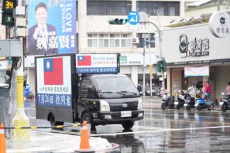 吸納中間、淺藍選票  最後衝刺深藍選區罷團祭出這一招