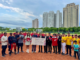 永慶不動產、永義房屋高雄區經管會力挺七賢國中棒球隊