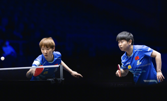 桌球》王曼昱、孫穎莎首秀晉8強  下一戰對上「港乓一姐」