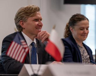 美國防部次長語出驚人！ 要英國撤航母 逼日本加錢