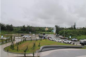 澎湖億元停車場淪蚊子館？隘門沙灘停車亂象曝