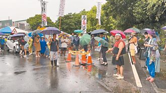 台東 豆腐廠惡臭擾豐年祭 部落封溝自救