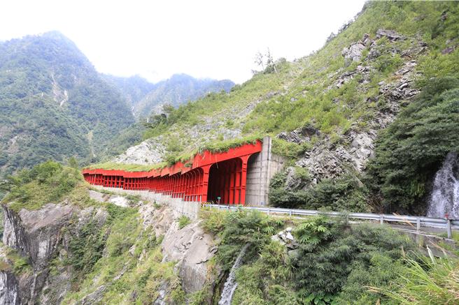 中横便道增加每日夜间6时整通行班次。（市府提供／李京升台中传真）