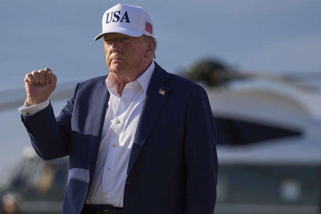 美國總統川普暗示，原本態度強硬的日本在關稅談判正迅速改變方針。（資料照／美聯社）
