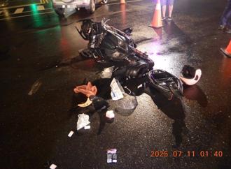 台中凌晨死亡車禍！18歲打工男無照騎車 闖紅燈撞左轉車噴飛慘死