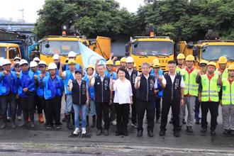 盧秀燕助南部災後重建  網友感動：媽媽市長比中央還忙