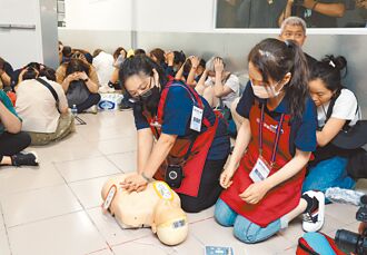 全聯3門市避難演習 店長化身指揮官