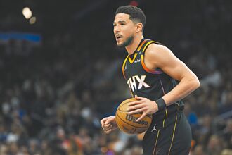 NBA》2年1.45億美元 布克年薪創新猷
